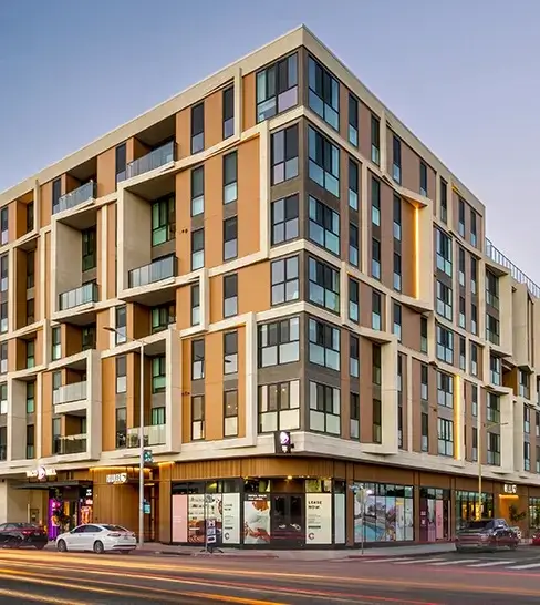 exterior of Hub LA Figueroa